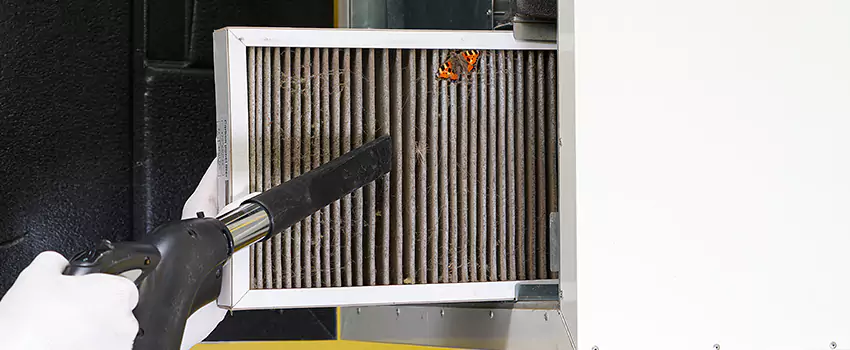 Clogged Air Duct Cleaning Process in Lake Forest, IL